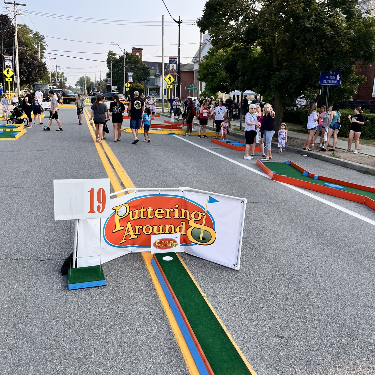 Puttering Around mobile mini golf at a Western NY event